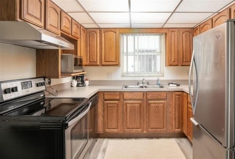 Plenty of storage in the kitchen