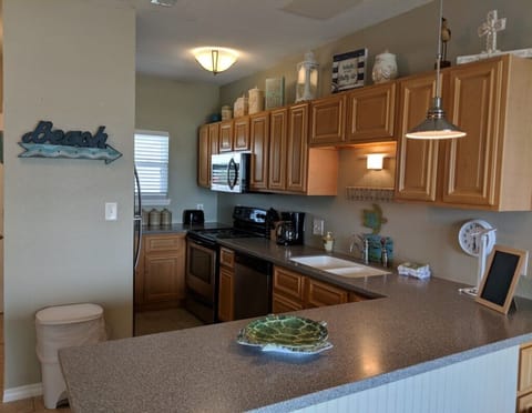 Fully equipped kitchen