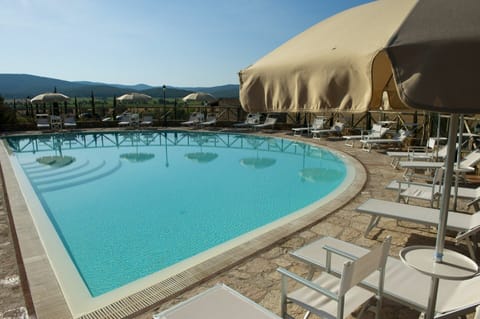 Swimming Pool, Resort, Property, Building, Vacation, Hotel, Real Estate, Leisure, Resort Town, House