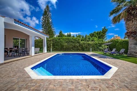 Villa Casa Bella by Ezoria Villas (16561)