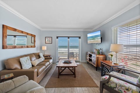 Welcome to Sea Coast Gardens II 106!