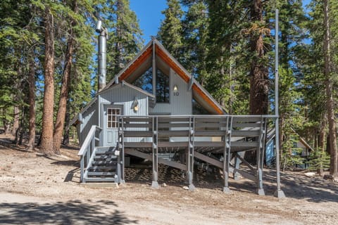 Chalet 10 summer exterior