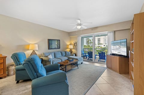 Welcome to Oceanwalk 13-303