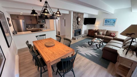 Dining Table with seating for 6