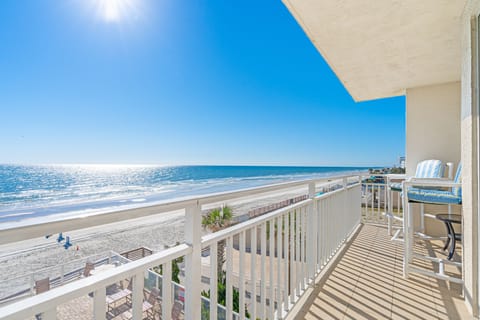 Private, oceanfront balcony