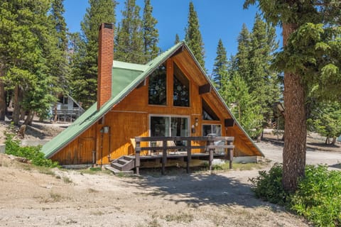 Chalet 7 summer exterior