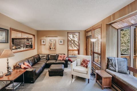 Home Decor, Couch, Furniture, Indoors, Living Room