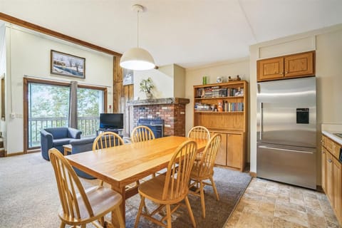 Open floor space connects all the main living areas for the best entertainment with family and friends