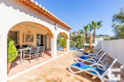 Outdoor dining area