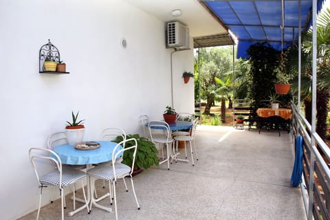 Terrace 2