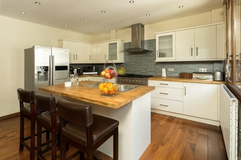 Beautiful Large Kitchen