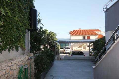 Terrace 2