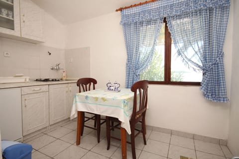 Dining room 2