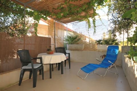 Terrace 2