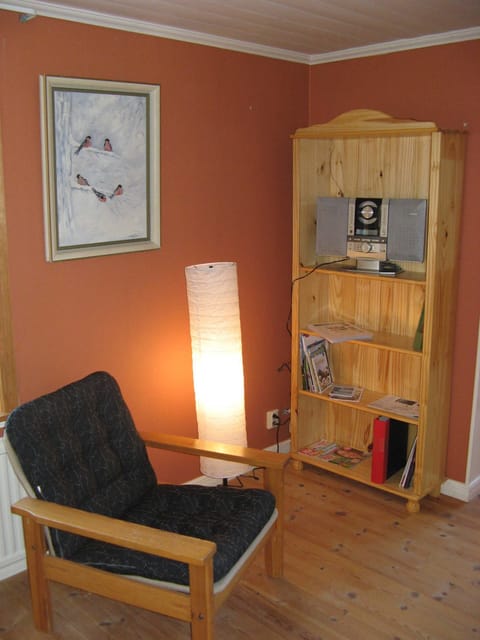 Holiday house in Lönneberga on the river near Vimmerby up to 10 persons - Haus Oskarslund Villa in Kalmar County, Sweden