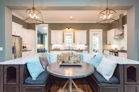 Built in dining area within the kitchen and living area. 