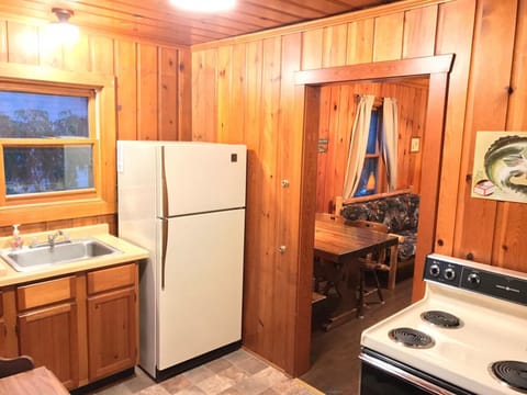 Lakefront Cabin #2 The Bluegill (130)