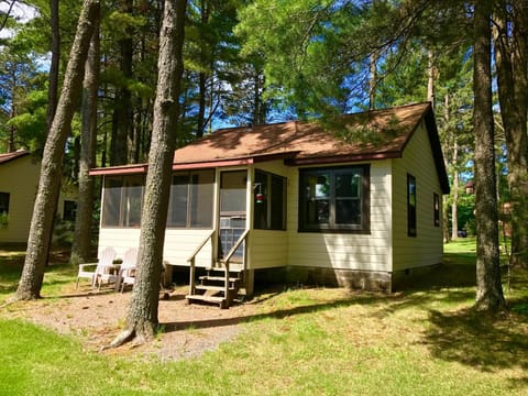 Lakefront Cabin #3 The Perch (213)