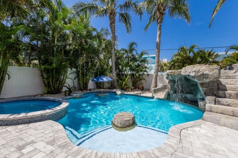 Island House by Siesta Key Luxury Rental