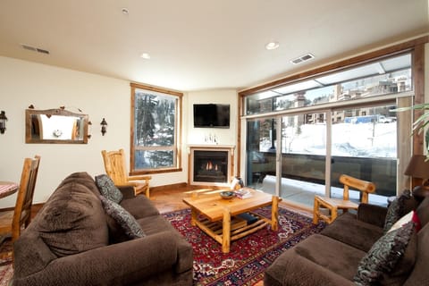 Luxury condo - Durango Airbnb