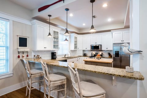 First Floor: Kitchen