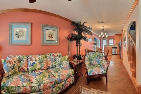 Indoor - Bright and Beachy!