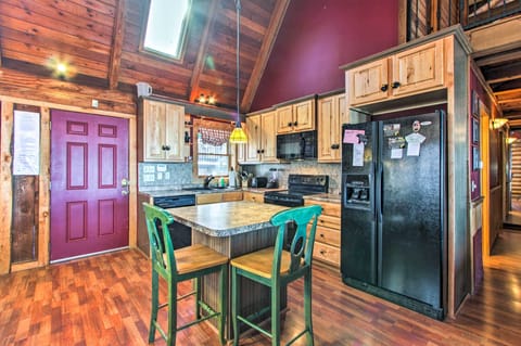 Kitchen | Cooking Basics | Breakfast Bar