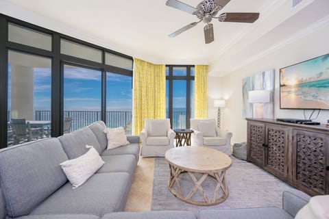 The Oasis 806, Orange Beach, Alabama, beach front, 3 bedroom condominium on the 8th floor