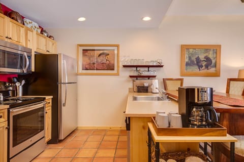 You'll find all the dishes, glassware and cook ware you'll need to make a feast.