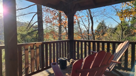 Covered Deck w/ Seating