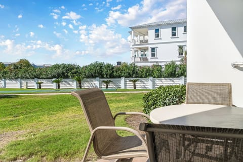 The Islander 117 Patio Vacation Rental Destin Florida