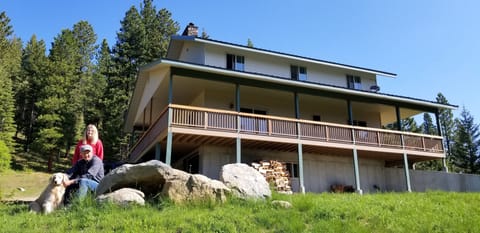 Ken, Lanette, Bella May 2019