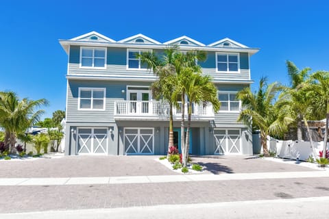 Surf View by Siesta Key Luxury Rental Properties