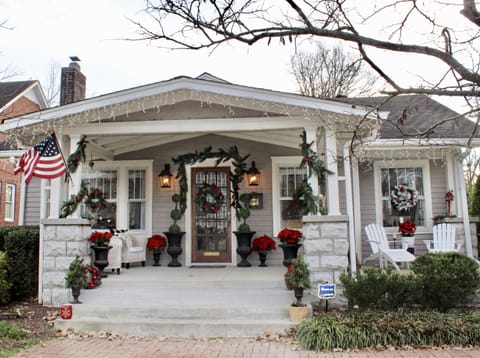 The Dahl House at Christmas! We decorate every holiday to make you feel at home!