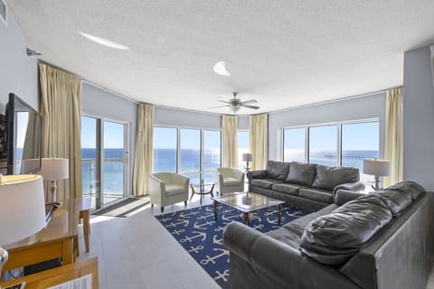 Corner unit - Emerald Isle 1508 is a corner unit, offering wraparound views of Gulf and island