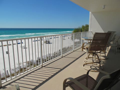 Great Unobstructed View To The West! 