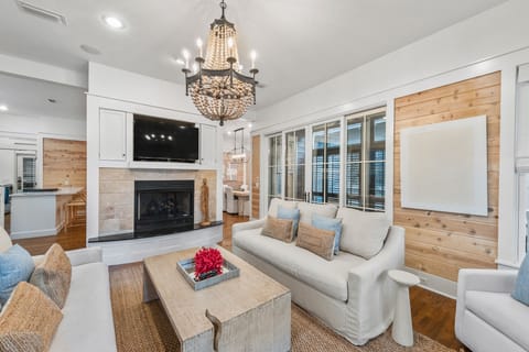 First Floor: Living Area