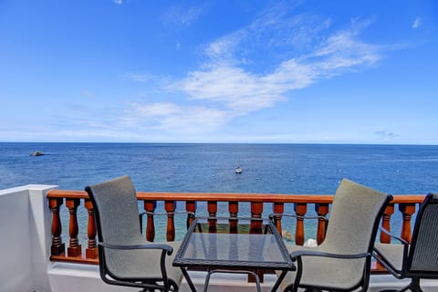 2-PATIO TABLE TO VIEW RS.jpg