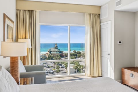 Luau at Sandestin Beach Resort Condo Rental 2-6634