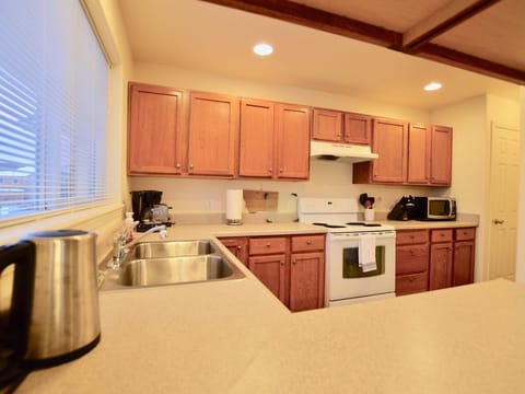 Fully equipped kitchen!