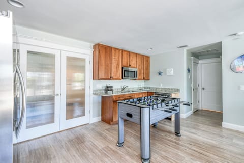 First Floor, Game Room & Kitchenette