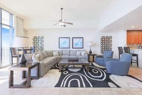 The Oasis 3208 Orange Beach, Alabama, beach front, 3 bedroom condominium on the top 32nd floor