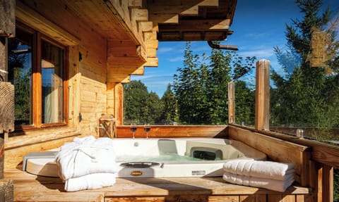 Jacuzzi