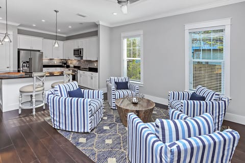 Blue Sol - Seagrove - First Floor - Living Area