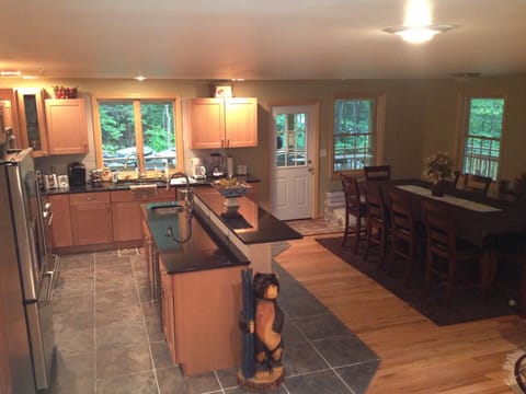 Gourmet Kitchen/Dining Room