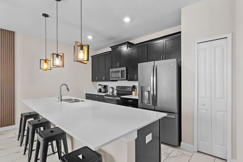 4829 Romeo Circle (7).jpg