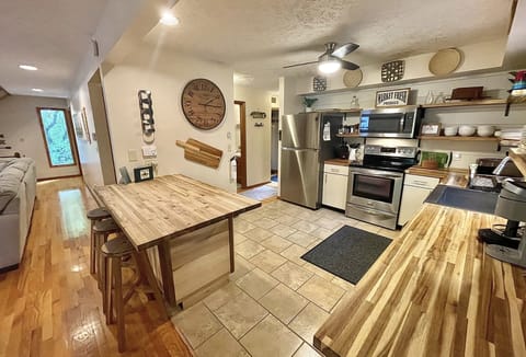 Well appointed stainless steel kitchen to cook up homemade favorites