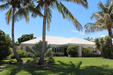 Streetview
www.verobeachvilla.com
