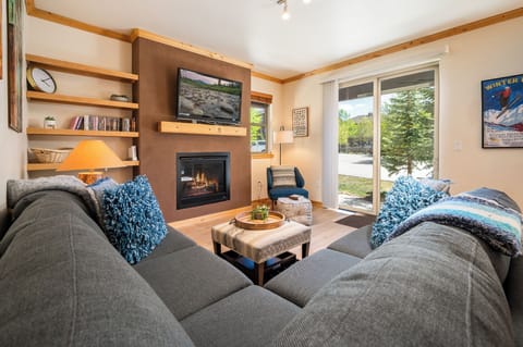 Welcome to Trailhead Lodges 512