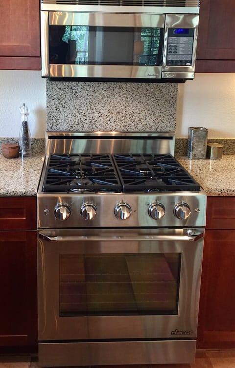 Dacor Professional Stainless Steel Range and Dacor Convection Microwave